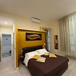 Rda Luxury Via Matteotti 144 Pensión 3*