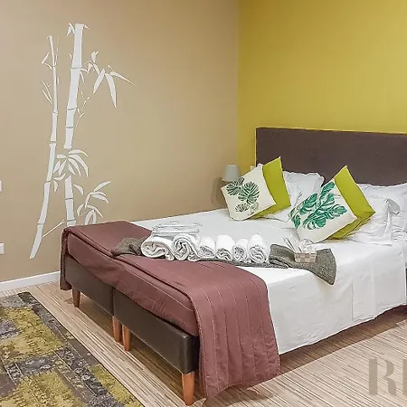 Guest house Rda Luxury Via Matteotti, 50 Mt Dal Mare 3*